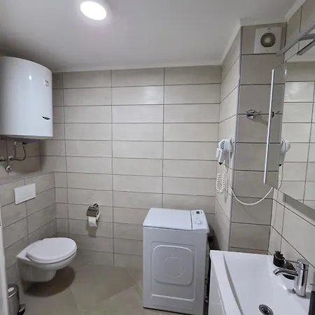 Posejdon Deluxe 4 דירה