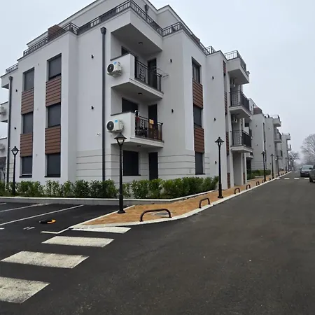 Posejdon Deluxe 4 דירה *