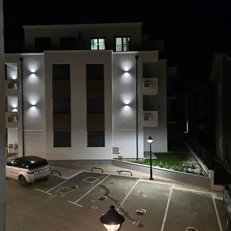 Posejdon Deluxe 4 דירה